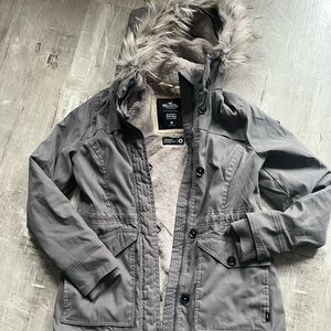 Hollister Heritage Collection Faux Fur Lined Parka Jacket gray sz M